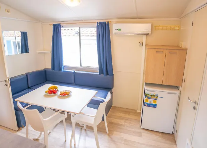 Happy Camp Mobile Homes In Cisano San Vito 4*