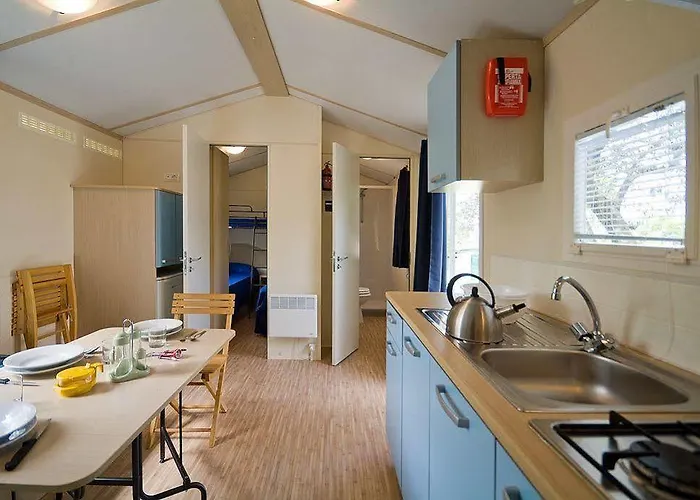 Camping Happy Camp Mobile Homes In Cisano San Vito Bardolino