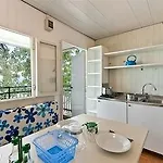 Happy Camp Mobile Homes In Cisano San Vito Campeggio 4*