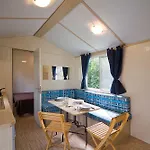 Happy Camp Mobile Homes In Cisano San Vito Campsite 4*