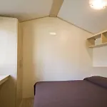 Campsite Happy Camp Mobile Homes In Cisano San Vito Bardolino