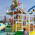 Happy Camp Mobile Homes In Cisano San Vito 4*