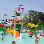 Happy Camp Mobile Homes In Cisano San Vito Campeggio 4*