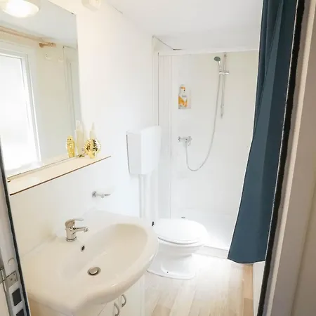 Kemping Happy Camp Mobile Homes In Cisano San Vito Bardolino