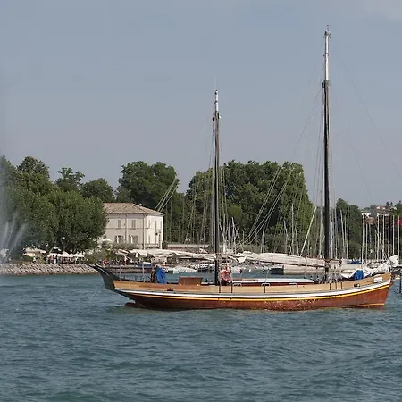 مكان تخييم Happy Camp Mobile Homes In Cisano San Vito 4*