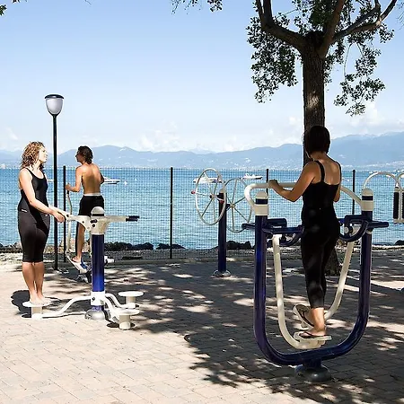 Happy Camp Mobile Homes In Cisano San Vito Bardolino