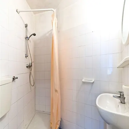 Happy Camp Mobile Homes In Cisano San Vito Camping