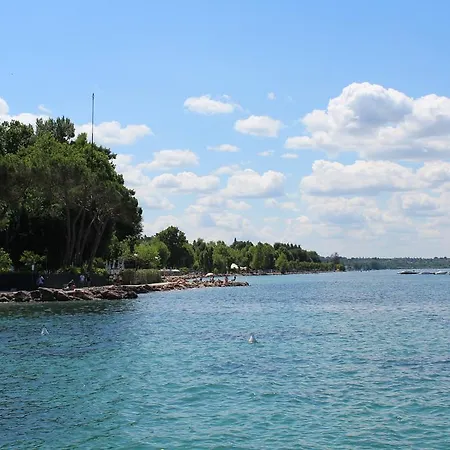 Happy Camp Mobile Homes In Cisano San Vito 4* Bardolino