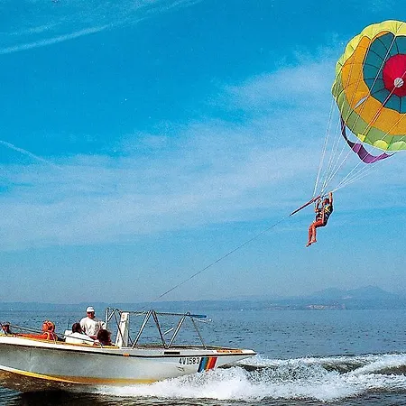 Happy Camp Mobile Homes In Cisano San Vito Camping Bardolino