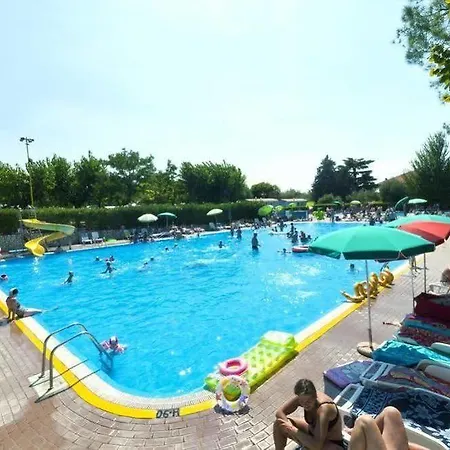 Camping Happy Camp Mobile Homes In Cisano San Vito Bardolino
