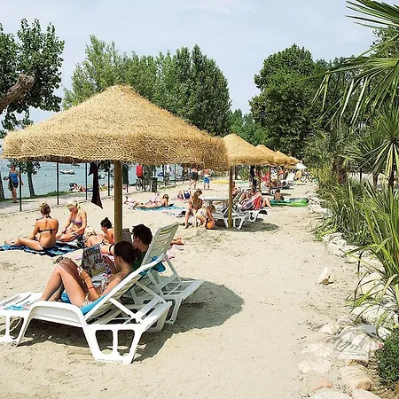 Happy Camp Mobile Homes In Cisano San Vito Camping