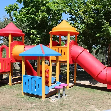 Happy Camp Mobile Homes In Cisano San Vito Bardolino