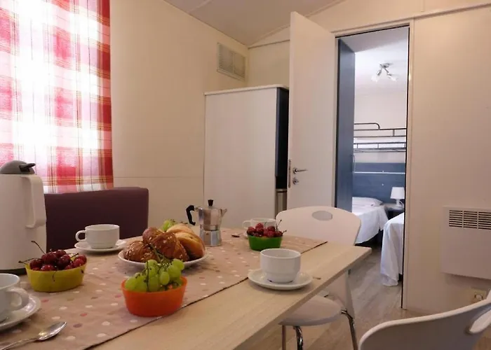 Campsite Happy Camp Mobile Homes In Cisano San Vito