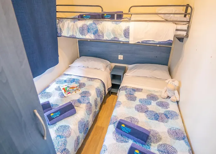 Happy Camp Mobile Homes In Cisano San Vito אתר קמפינג ברדולינו