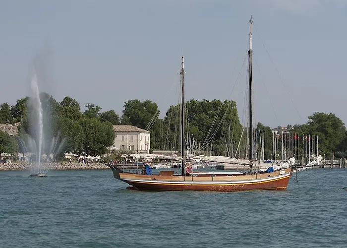 Campsite Happy Camp Mobile Homes In Cisano San Vito 4*