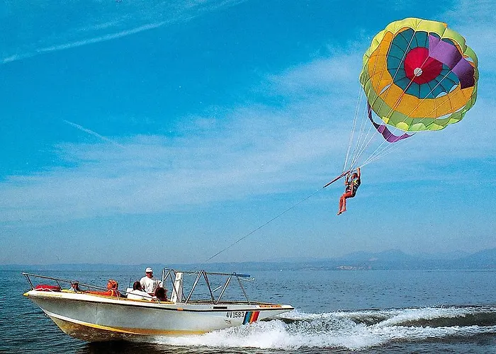 Happy Camp Mobile Homes In Cisano San Vito Campsite Bardolino