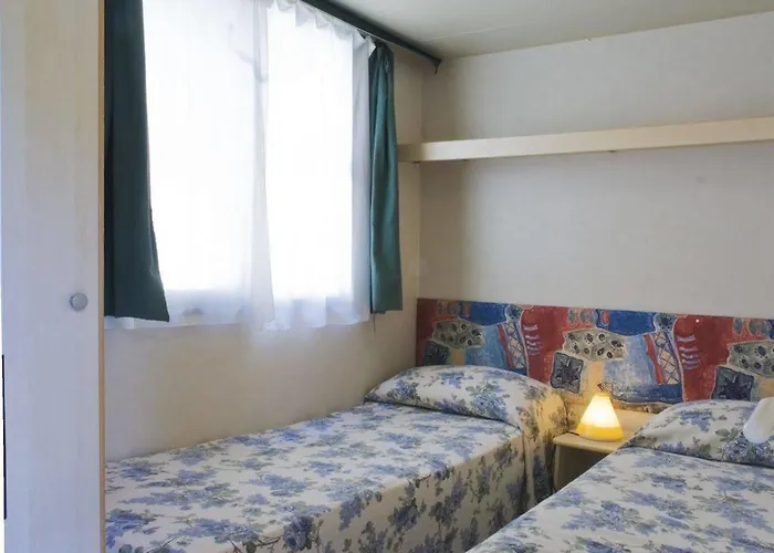 Happy Camp Mobile Homes In Cisano San Vito ברדולינו