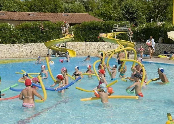 Happy Camp Mobile Homes In Cisano San Vito 4* Bardolino