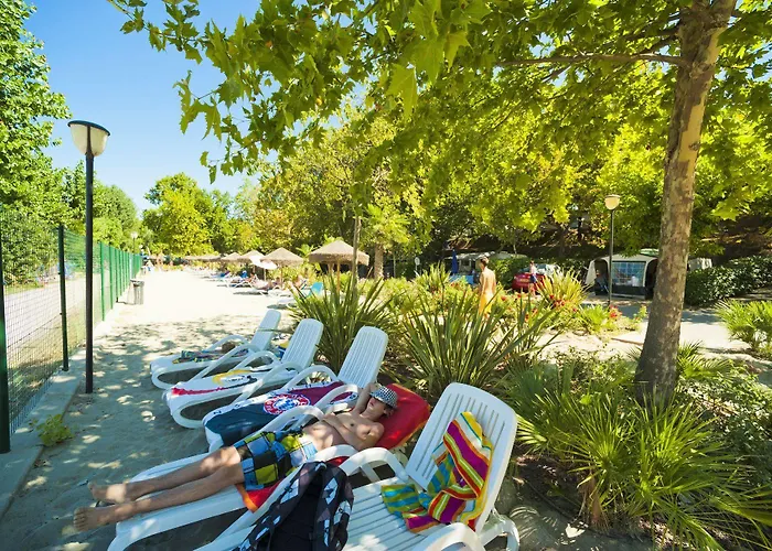 Happy Camp Mobile Homes In Cisano San Vito Campsite Bardolino