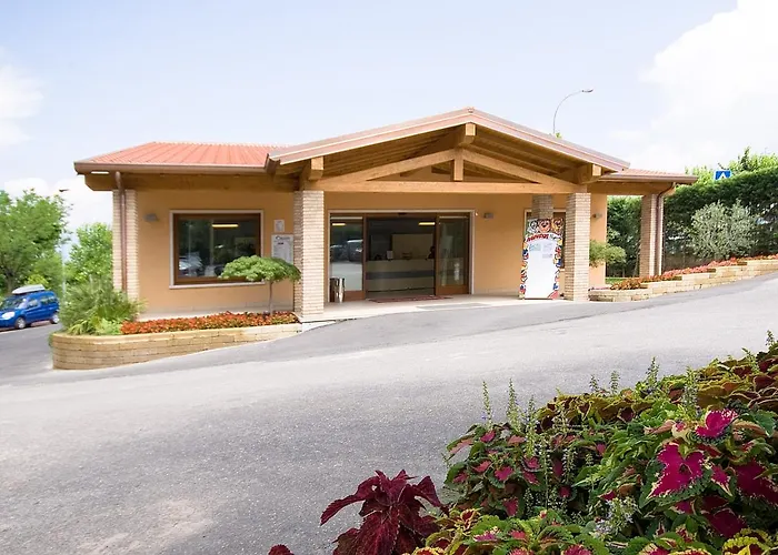 Happy Camp Mobile Homes In Cisano San Vito 4*