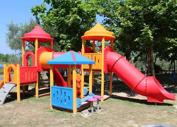 Happy Camp Mobile Homes In Cisano San Vito Bardolino