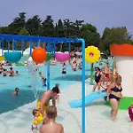 Camping Happy Camp Mobile Homes In Cisano San Vito Bardolino