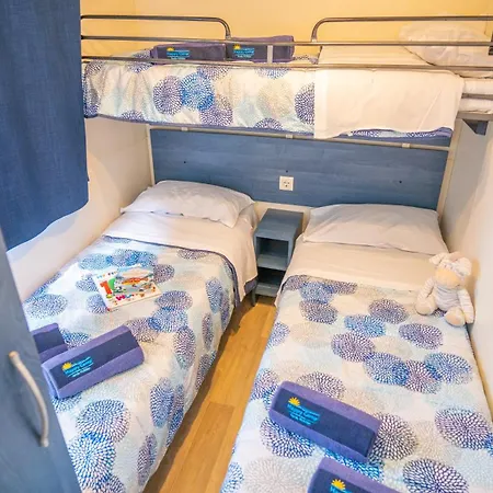 Happy Camp Mobile Homes In Cisano San Vito Campsite Bardolino